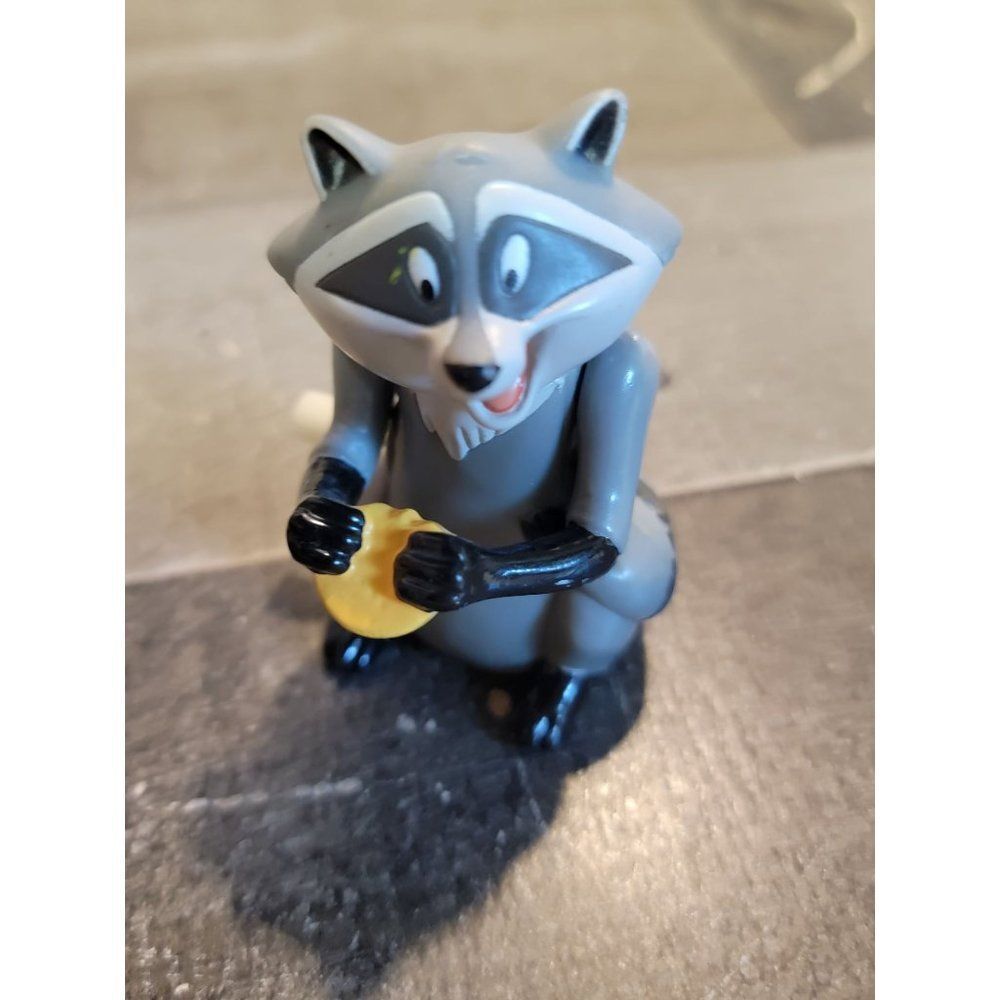 Wind up Meeko Burger King Pocahontas Disney Pixar toy figure‎